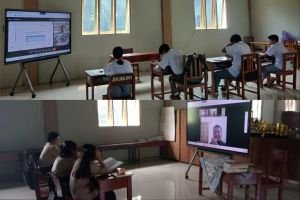 Kabut Menyelimuti, Semangat Belajar Tetap Menyala